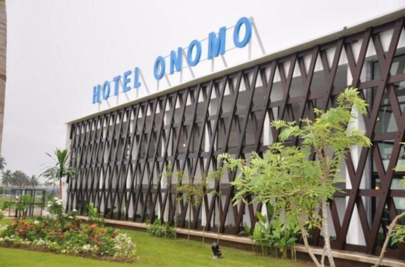 Onomo Hotel Abidjan Buitenkant foto