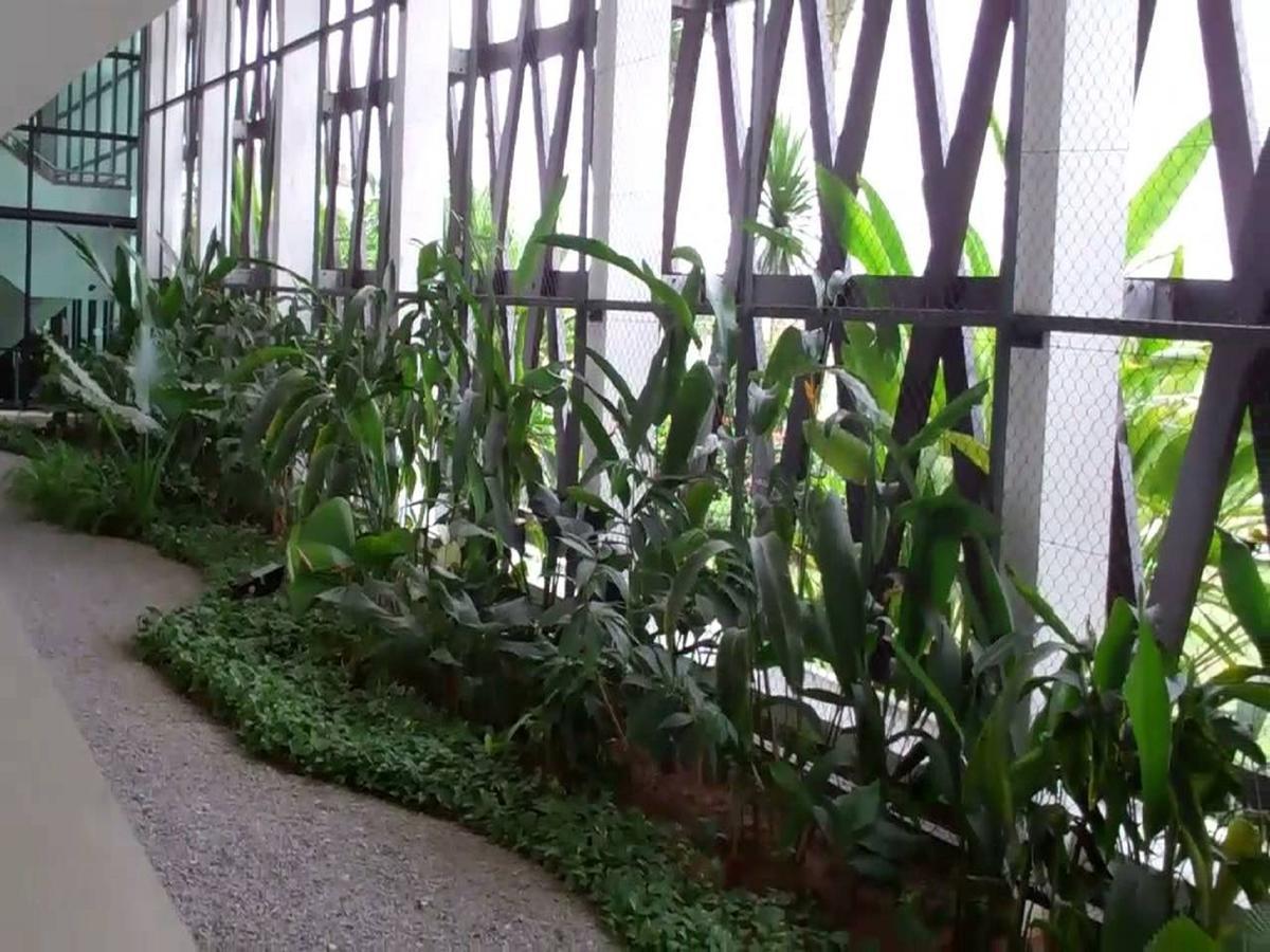 Onomo Hotel Abidjan Buitenkant foto