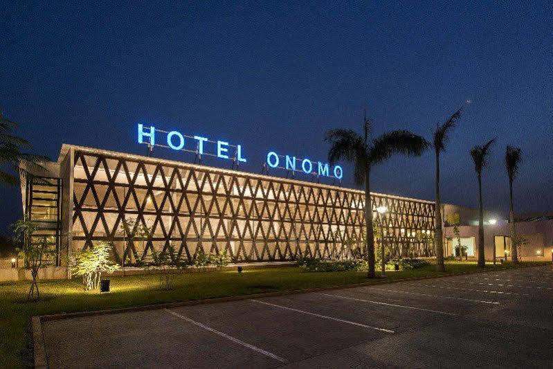 Onomo Hotel Abidjan Buitenkant foto