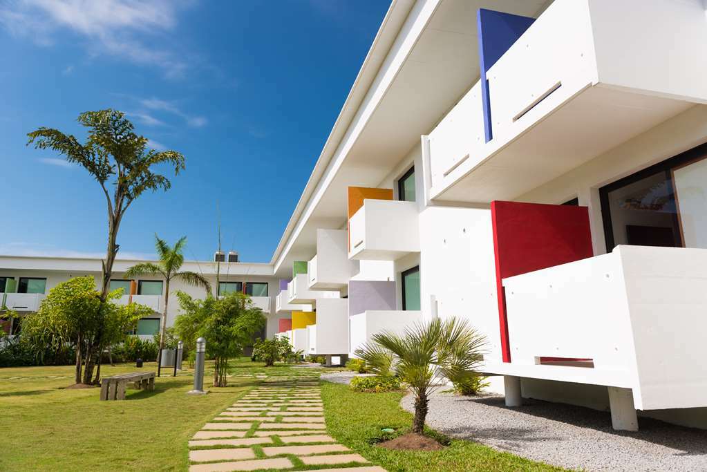 Onomo Hotel Abidjan Buitenkant foto